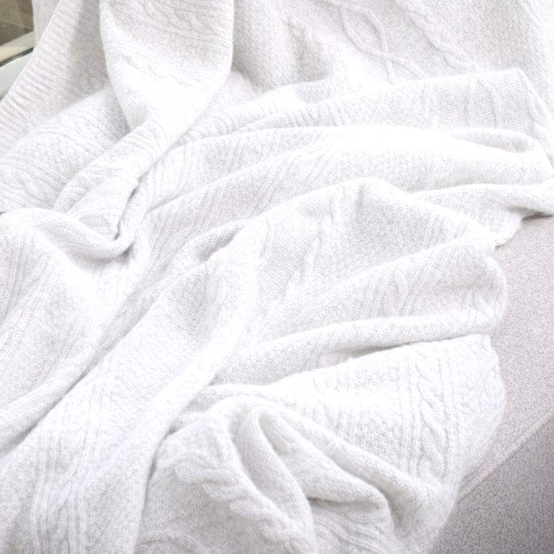 White Cable Knit Cashmere Throw : Theodore
