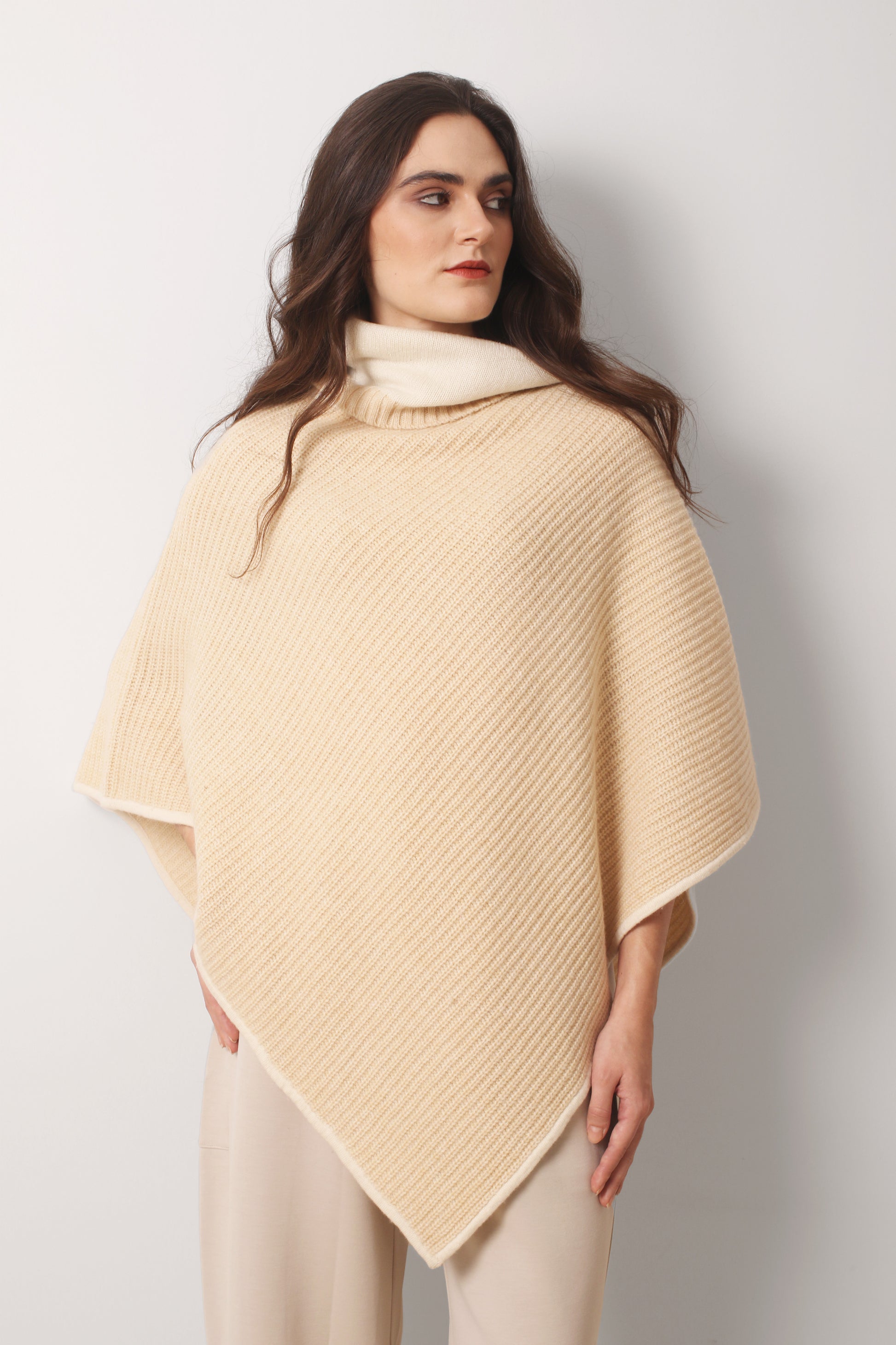 Beige_Ivory_Triangular_Poncho_2-_Pashma_Women_s