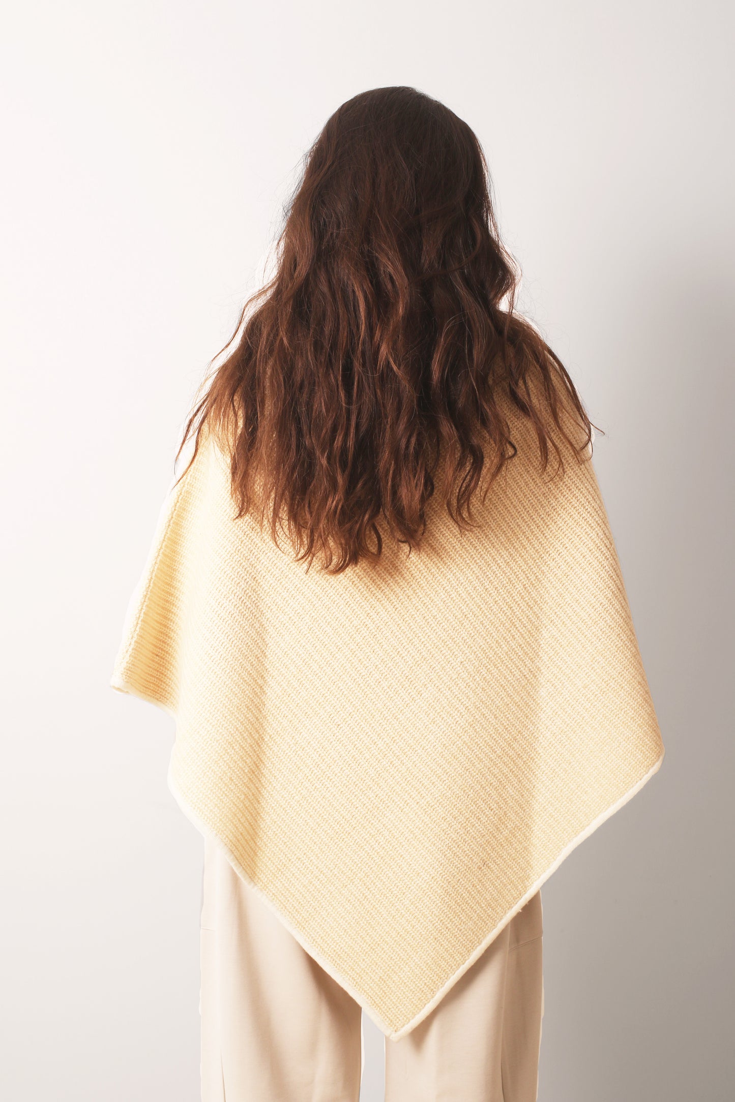 Beige_Ivory_Triangular_Poncho_4-_Pashma_Women_s