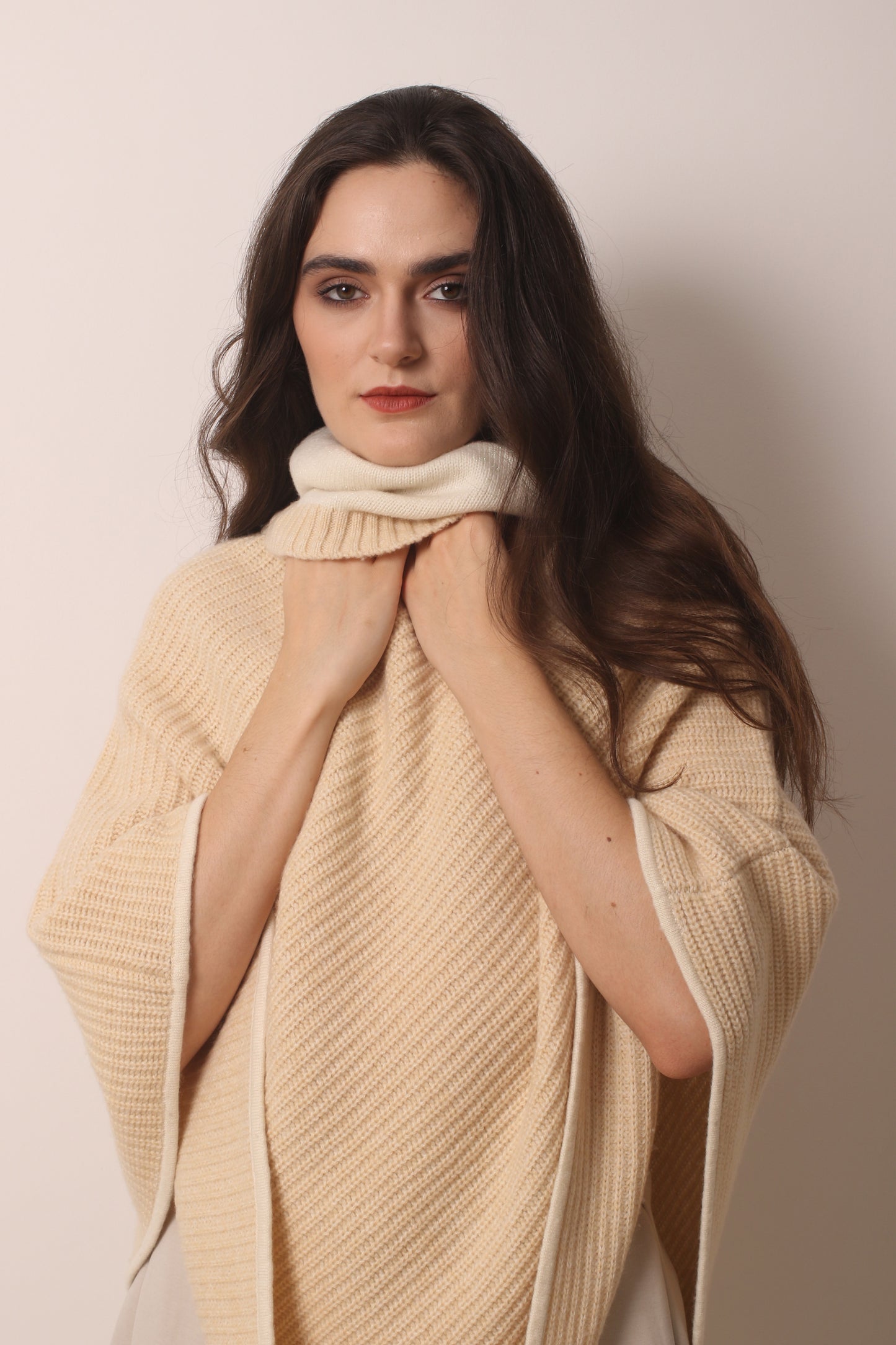 Beige Triangular Cashmere Poncho 1- Pashma Women's
