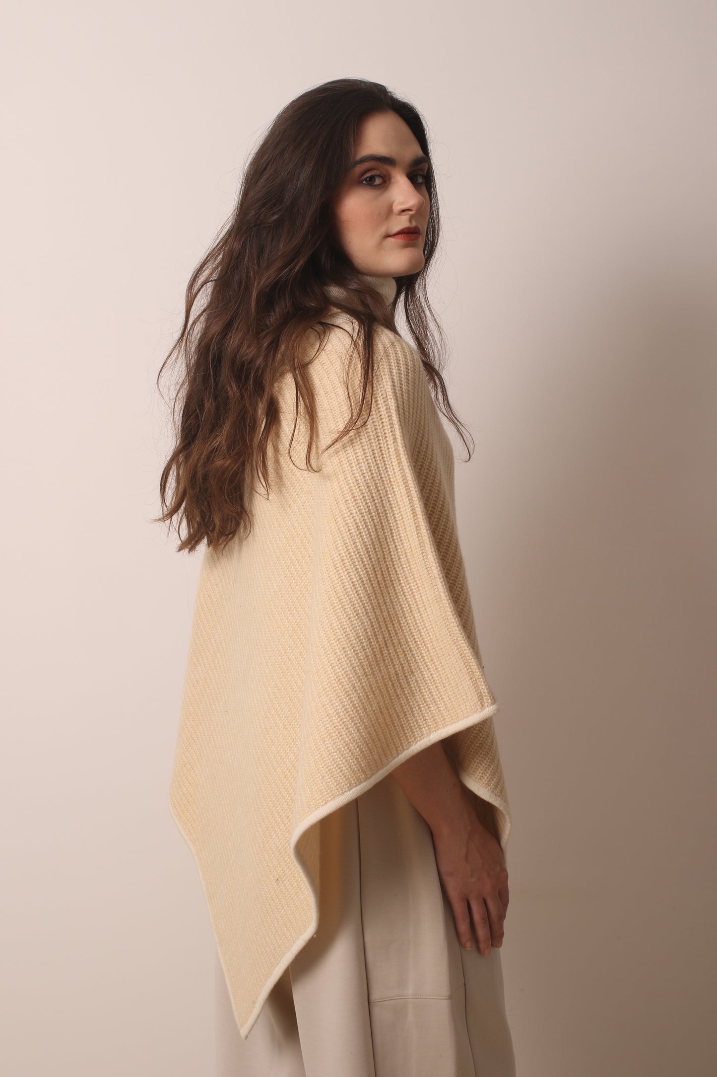 Beige Triangular Cashmere Poncho 3- Pashma Women's
