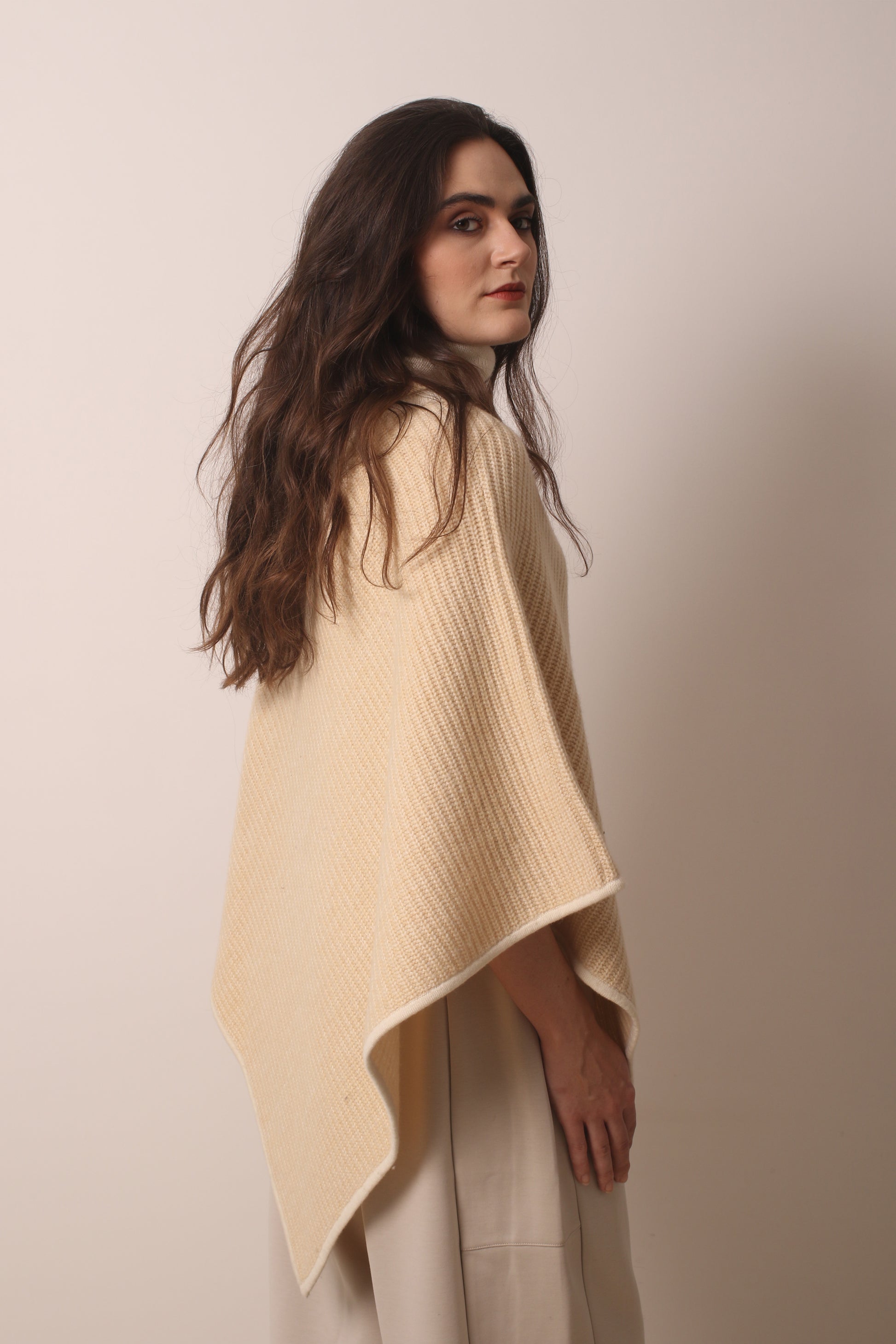 Beige Triangular Cashmere Poncho 3- Pashma Women's