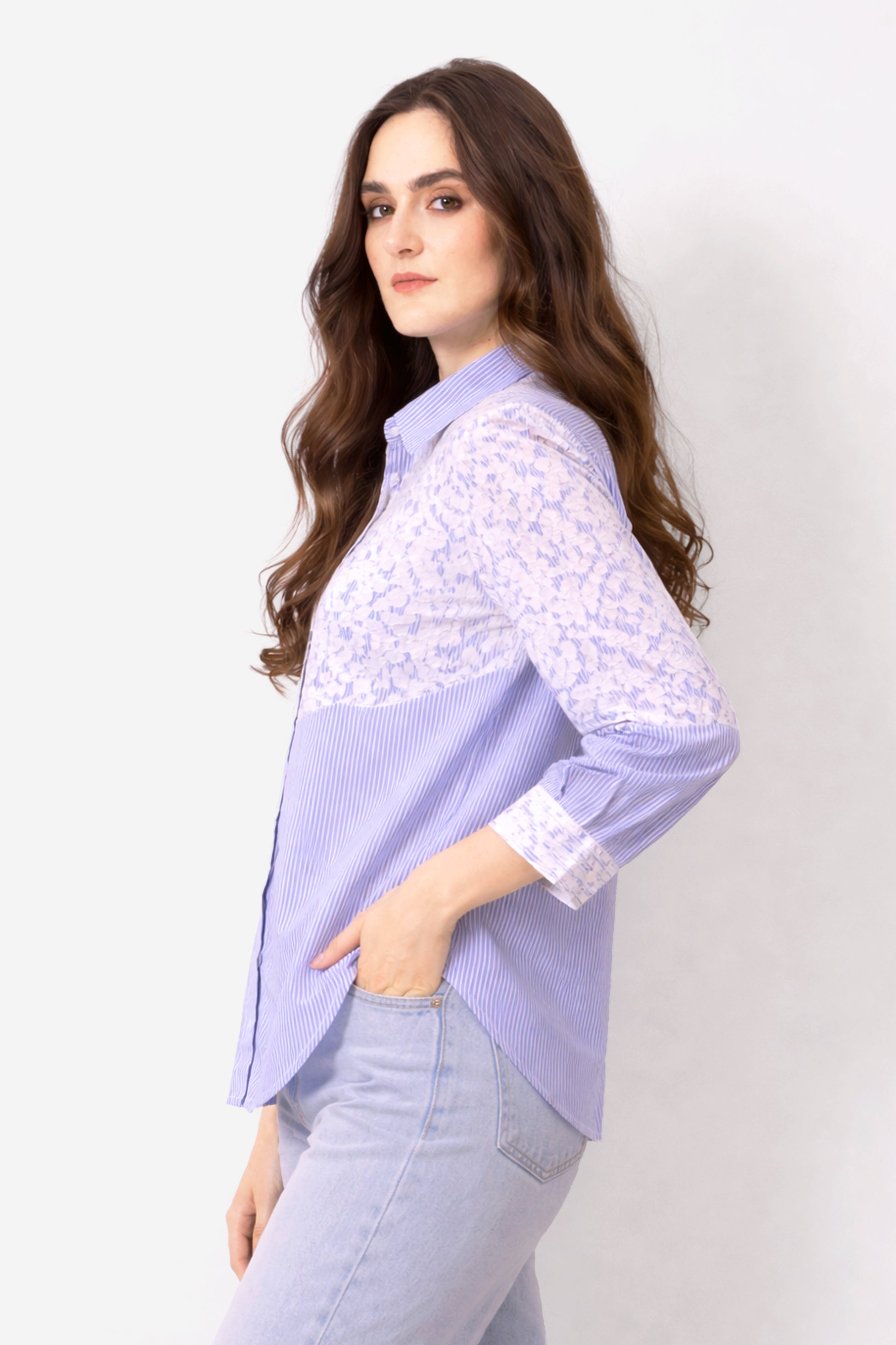 Blue_Strip_Lace_Panel_Shirt_2-_Pashma_Women_s_4832b941-aa9c-4d70-93af-0f831d5b1a82