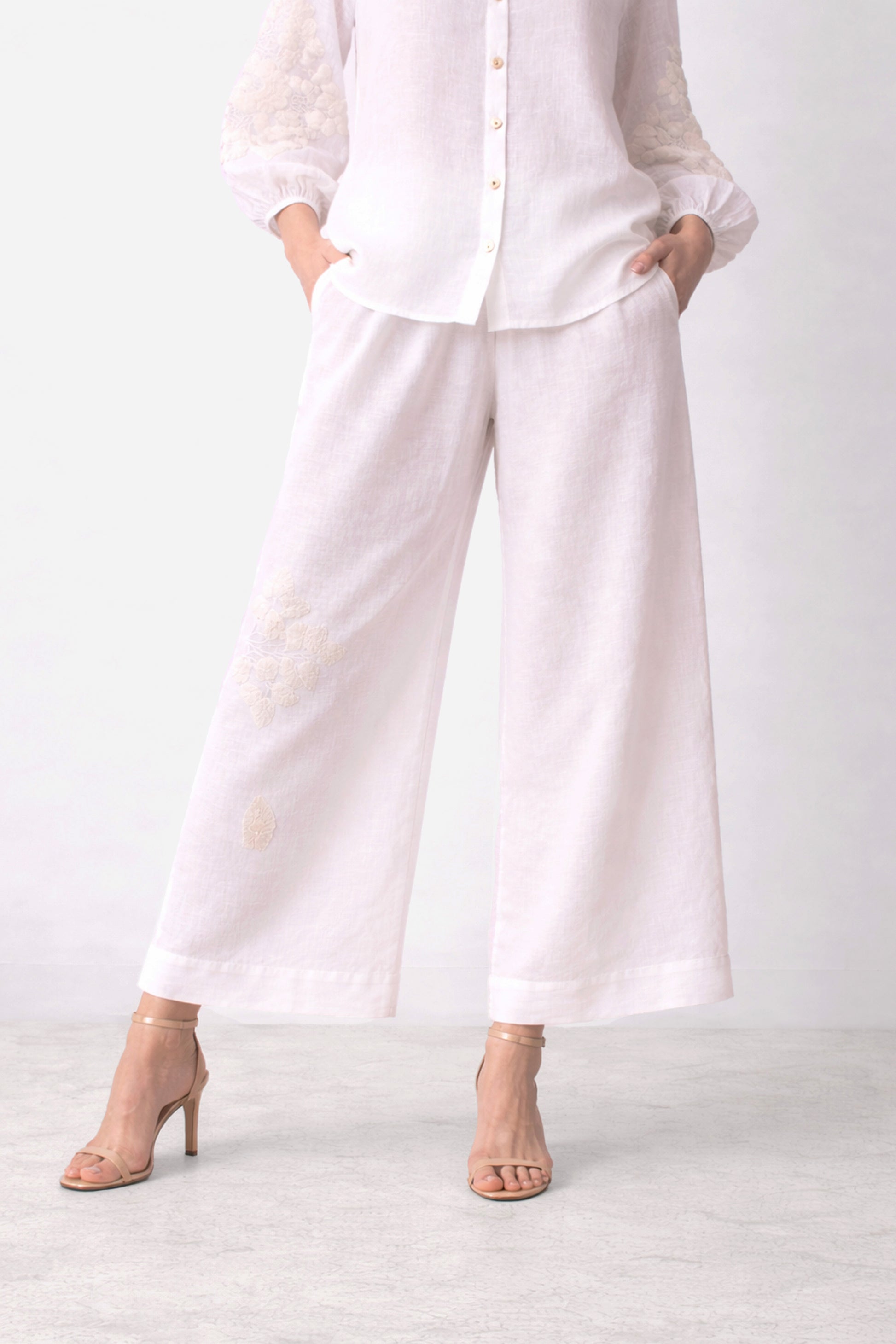 Buckley_Embroidered_Linen_Wide_Leg_Pants_1-_Pashma_Women_s_06b7b2ac-e424-49d5-b0e5-9c46ffec9822