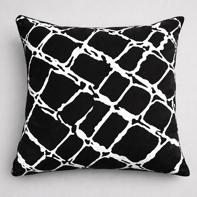 Octavius : Cotton Printed Cushion