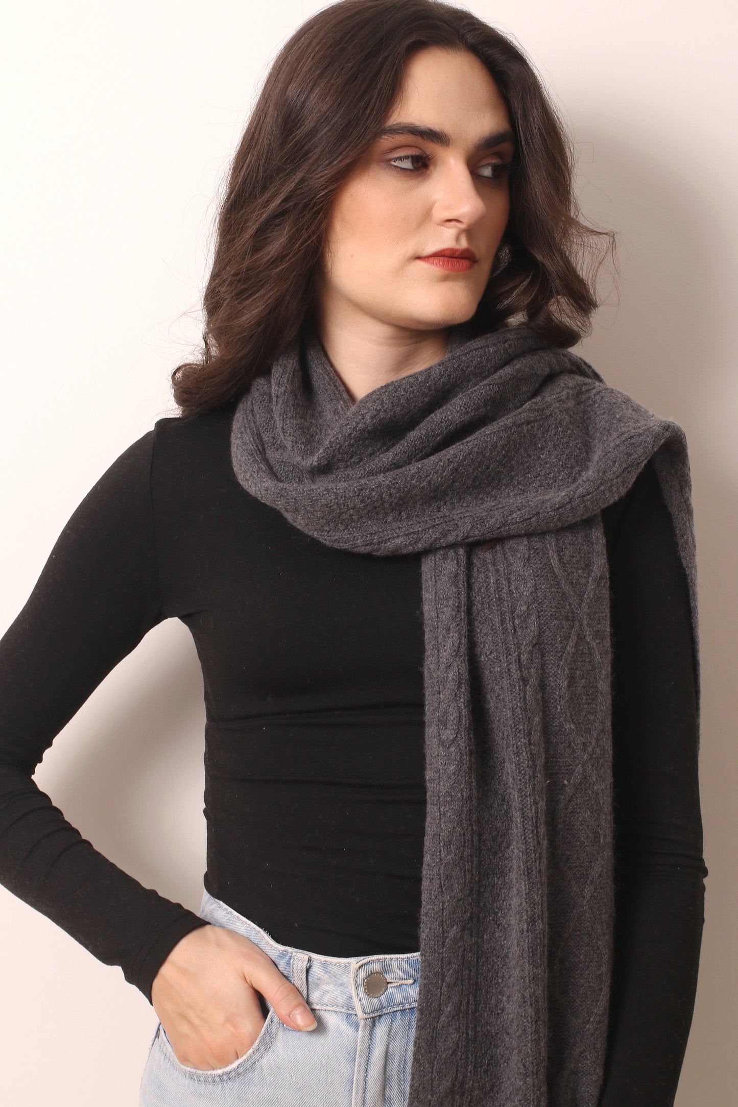 Dark Grey Cashmere Cable Knit Scarf 1- Pashma Women's