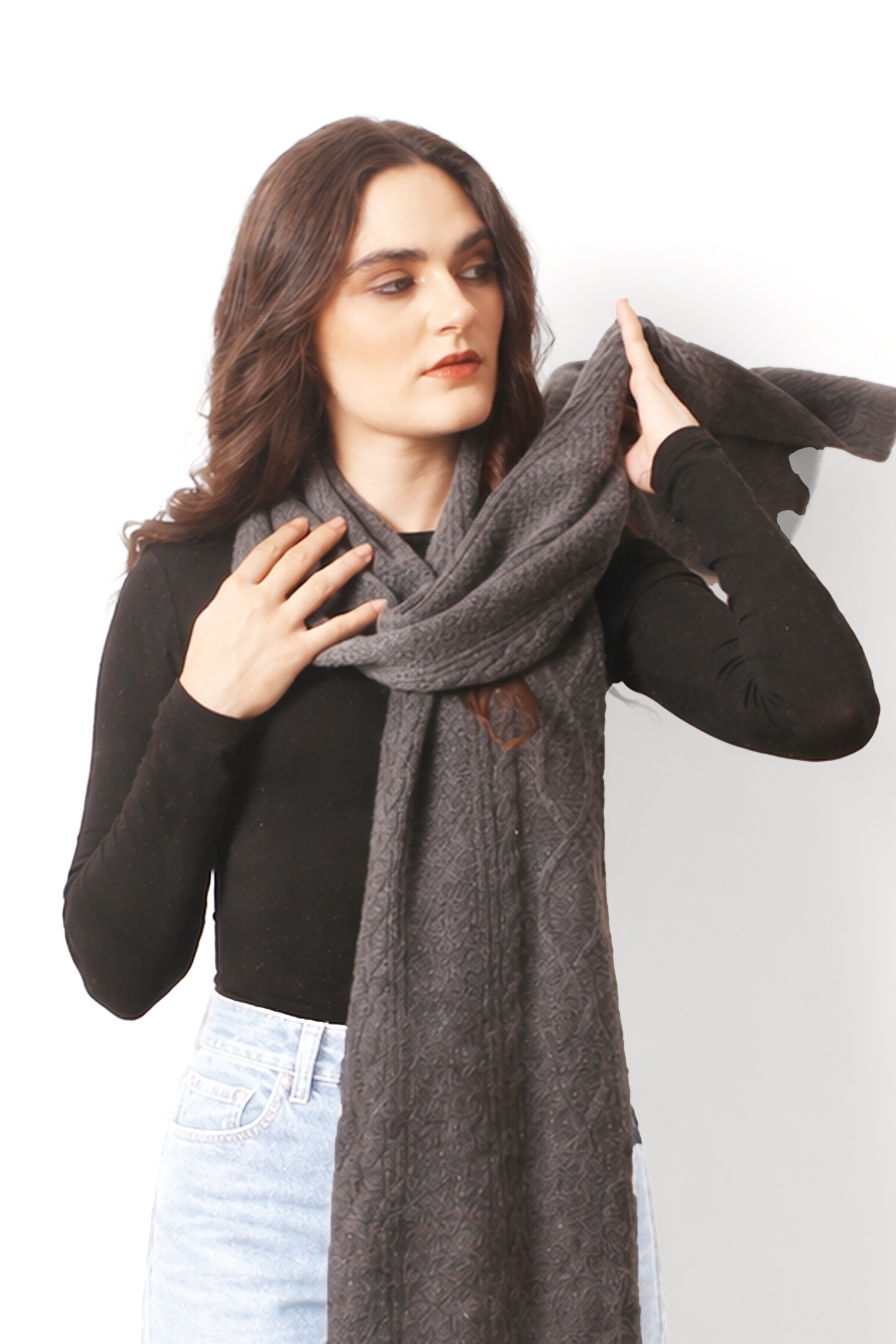 Dark_Night_Cashmere_Cable_Knit_Scarf_3-_Pashma_Women_s