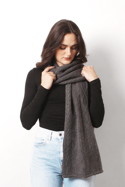 Dark_Night_Cashmere_Cable_Knit_Scarf_4-_Pashma_Women_s
