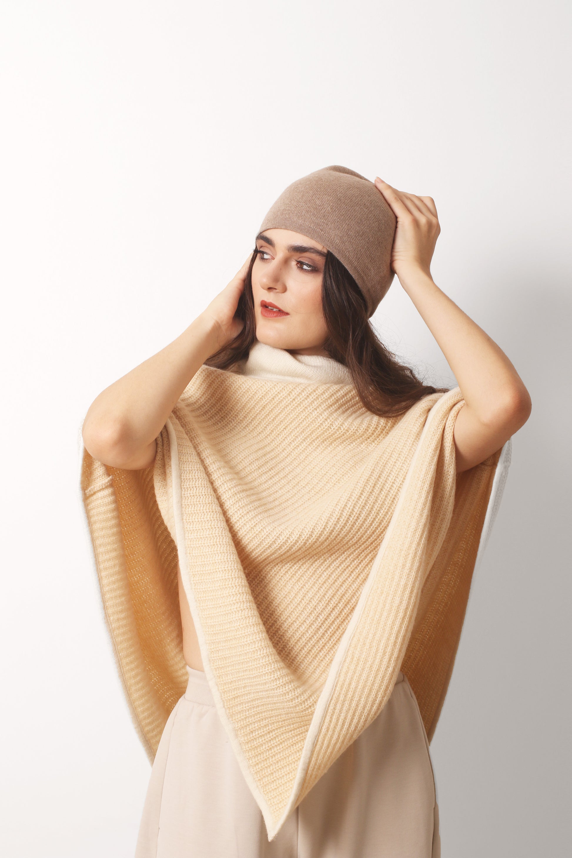 Fawn_Cashmere_Beanies_3-_Pashma_Women_s