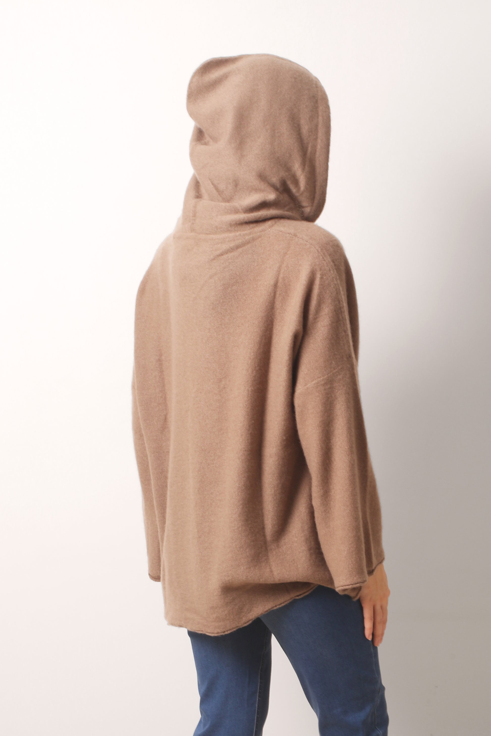 Fawn_Cashmere_Hoodie_2-_Pashma_Women_s_62695f8f-d4e1-48c5-a430-8f3aef47ba2f