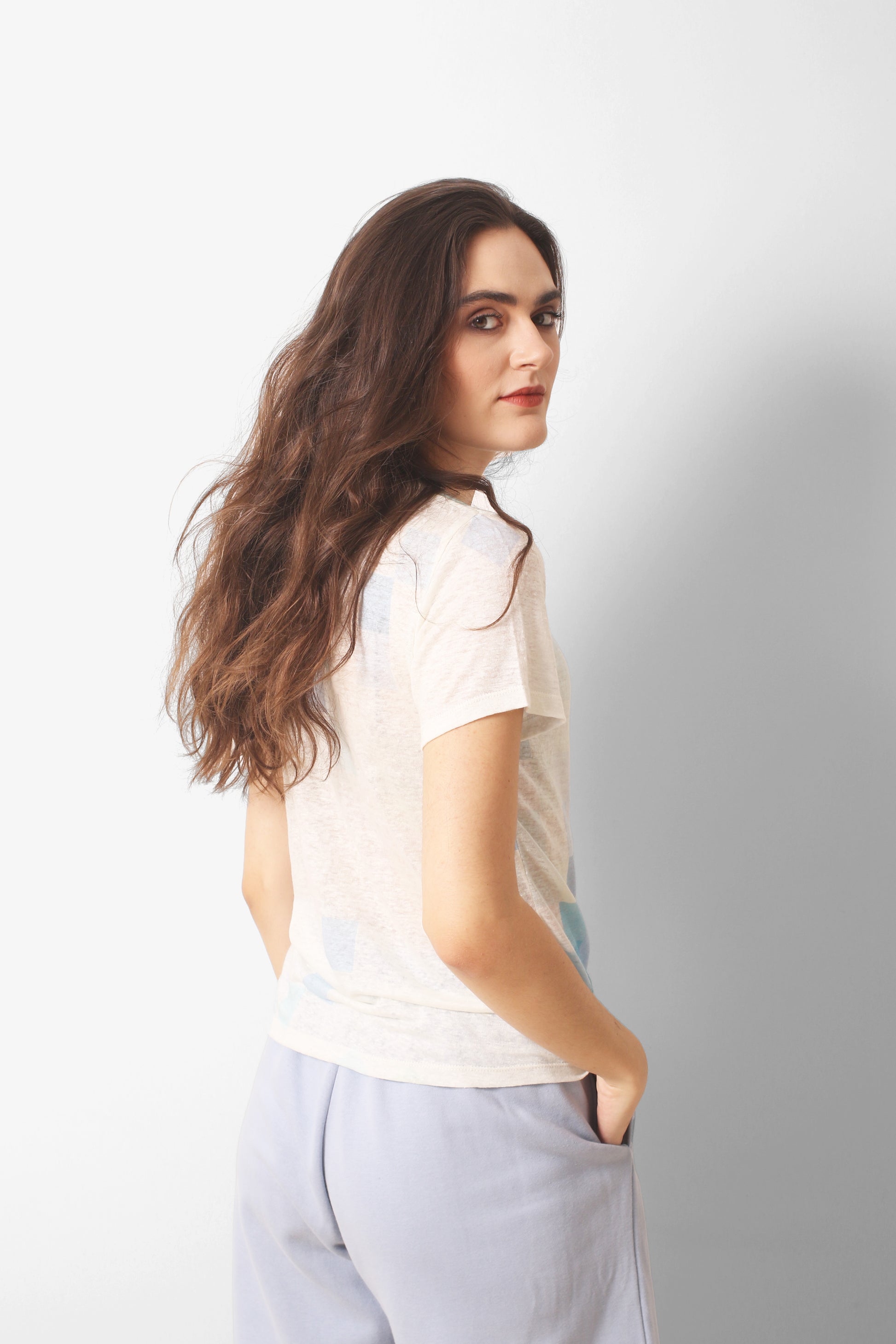 Ivory_geometric_knitted_linen_T-Shirt_3-_Pashma_Women_s_7e622285-2cfa-4585-bd4e-5a772c078d0f