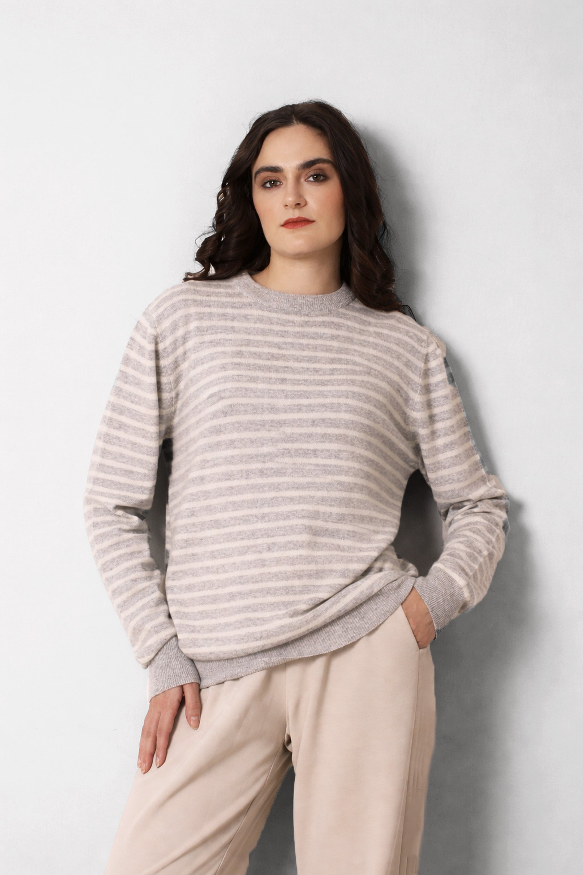 Light_Grey_and_Ivory_Cashmere_Striped_Crew_Neck_T_shirt_3-_Pashma_Women_s_2b32192b-0c91-4a83-9750-5105eb1e6e7e