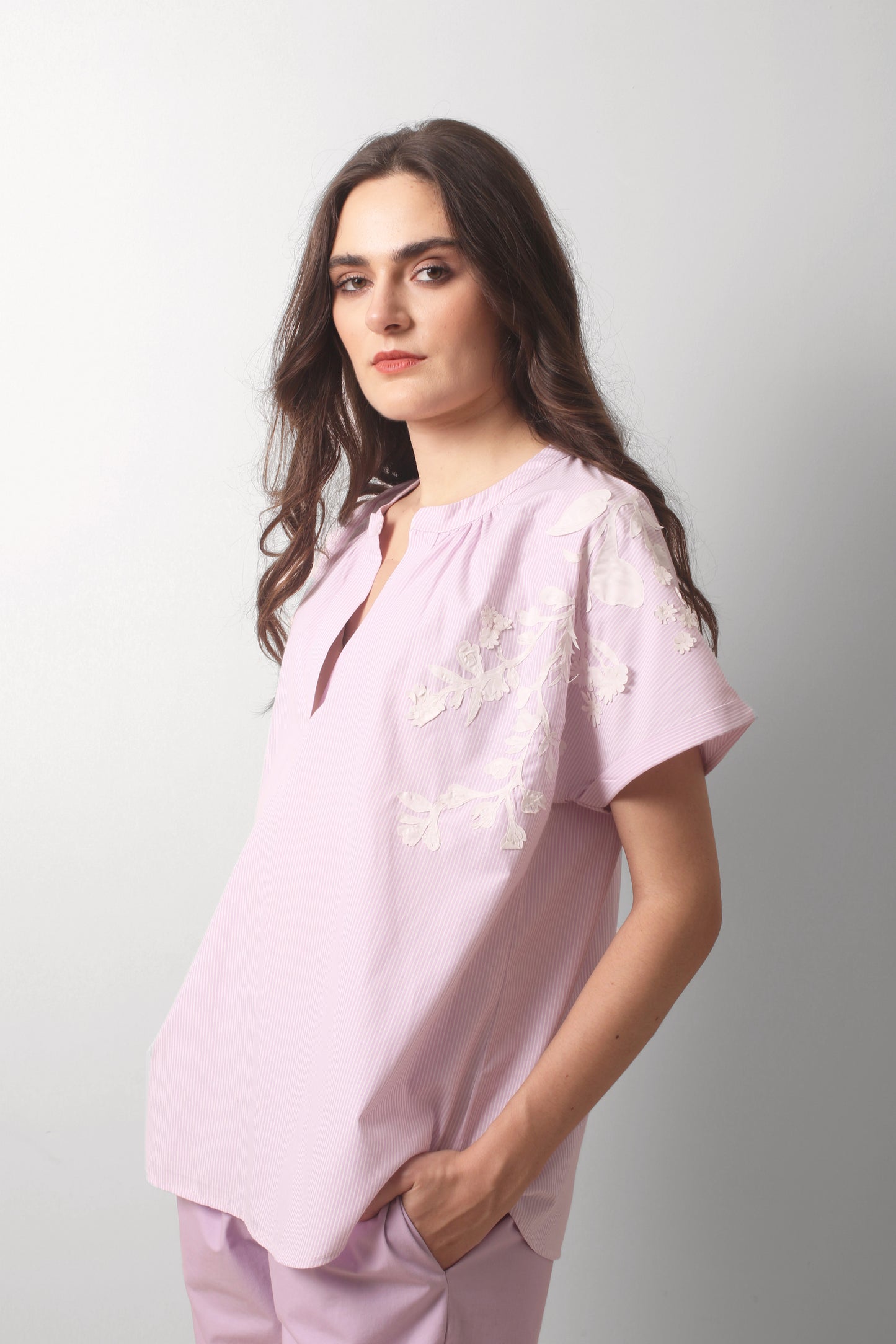 Mauve_Applique_Blouse_3-_Pashma_Women_s_ad71cb24-5976-423f-943a-cd4bc0e5648b