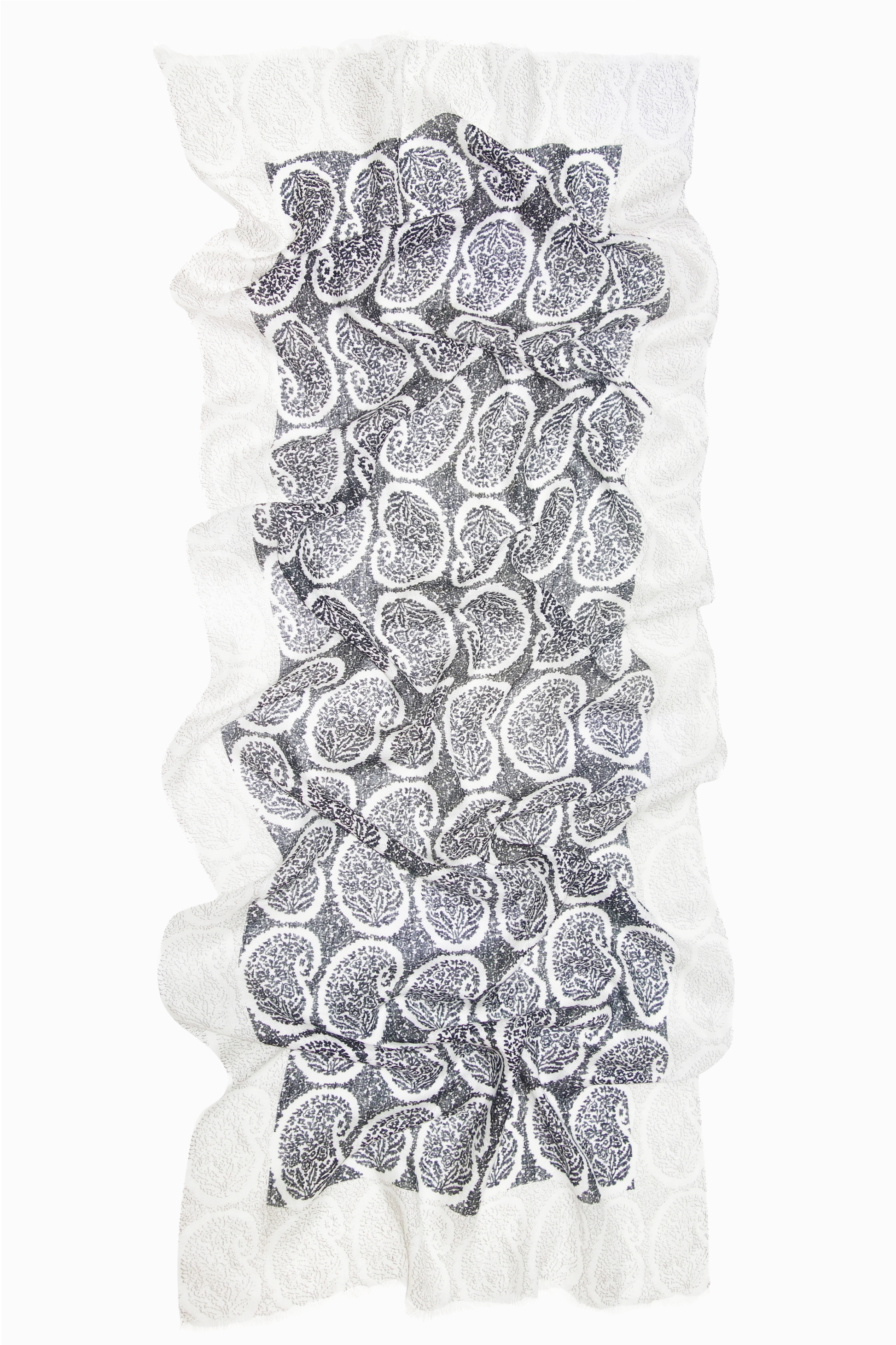 Monochrome_Paisley_Scarf_5-_Pashma_Women_s