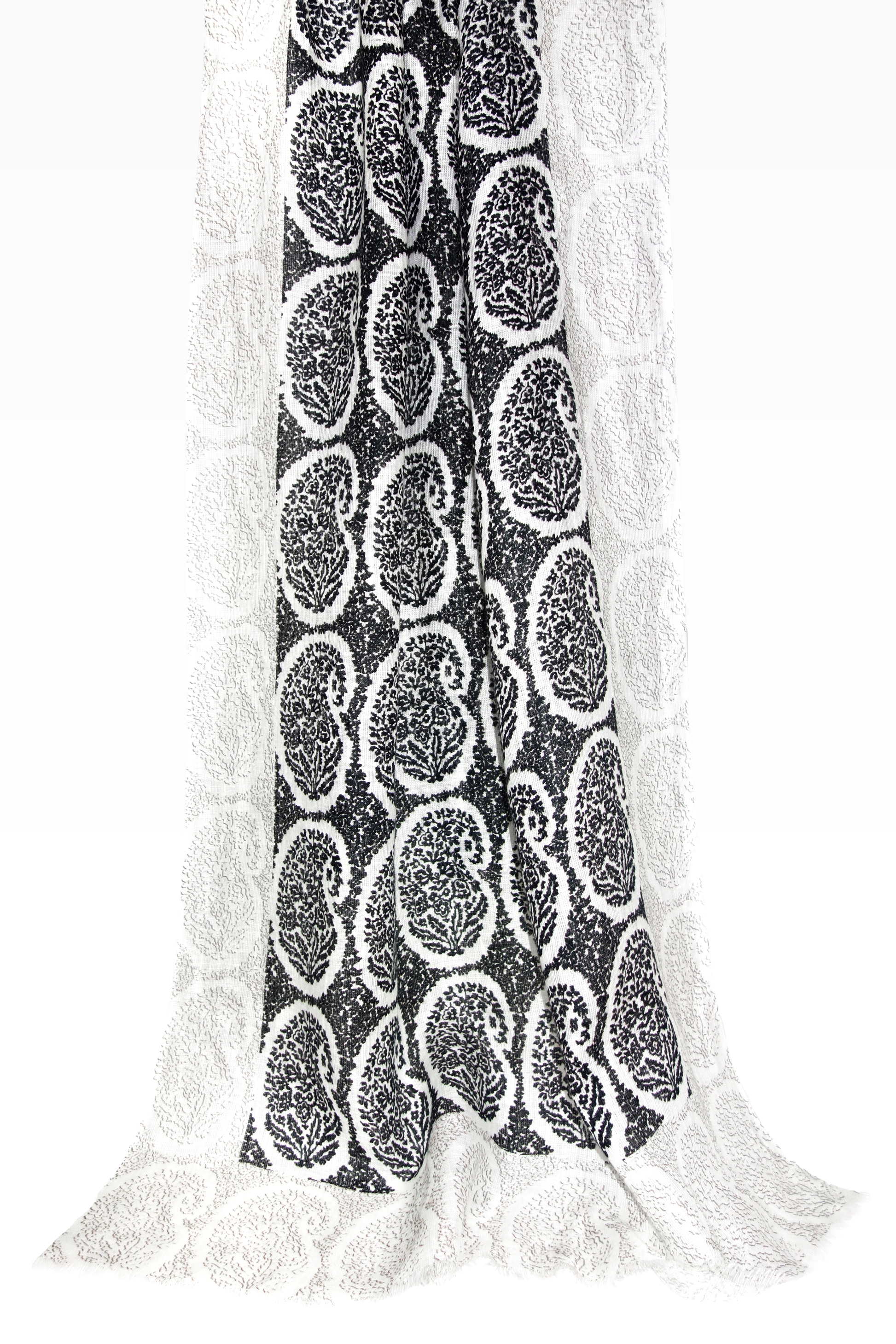Monochrome_Paisley_Scarf_6-_Pashma_Women_s