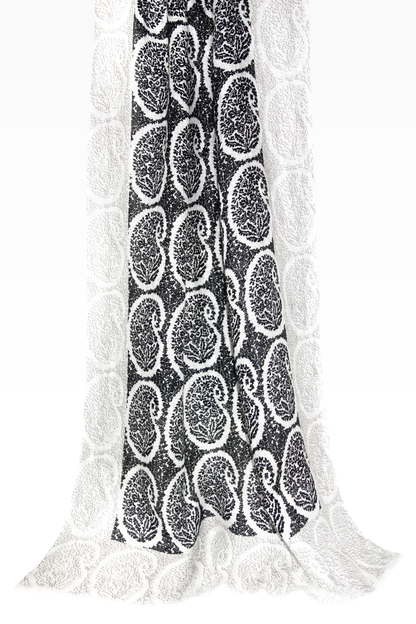 Monochrome_Paisley_Scarf_6-_Pashma_Women_s