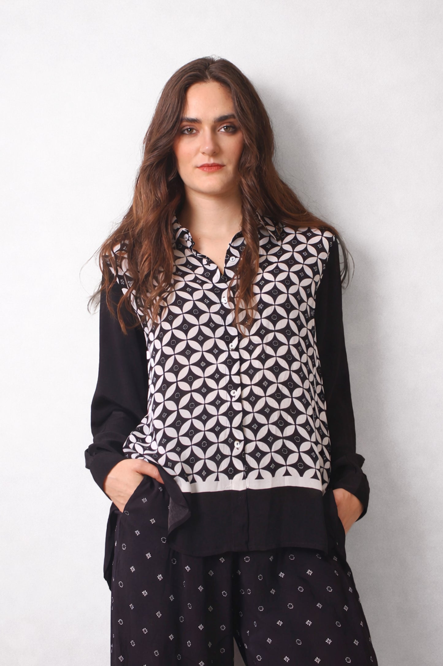 Monochrome_Viscose_Tabby_Shirt_1