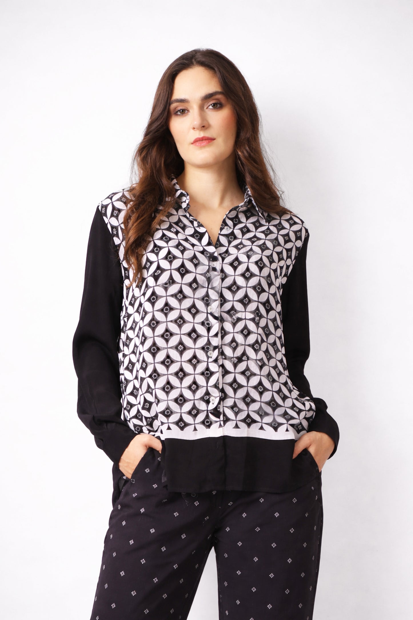 Monochrome_Viscose_Tabby_Shirt_3-_Pashma_Women_s_281cf366-5f12-466a-9a75-7576398f0d86