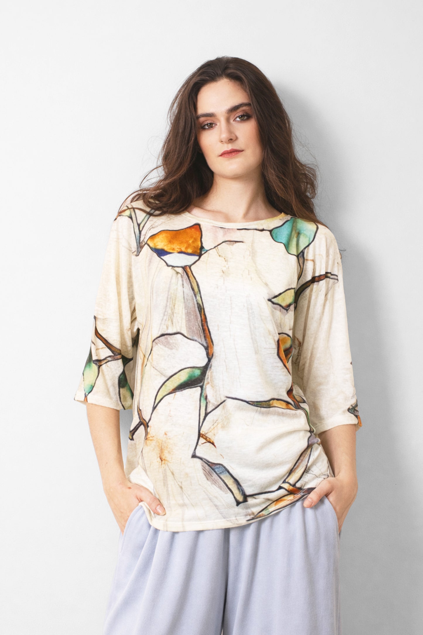 Multicolor_knitted_linen_printed_T-shirt_4-_Pashma_Women_s_1b376500-4cf8-4e15-ad56-c1e1549a9698