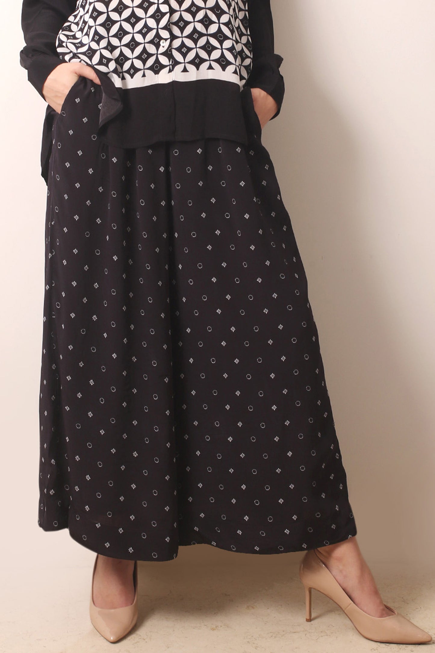 Monochrome Viscose Tabby Pants