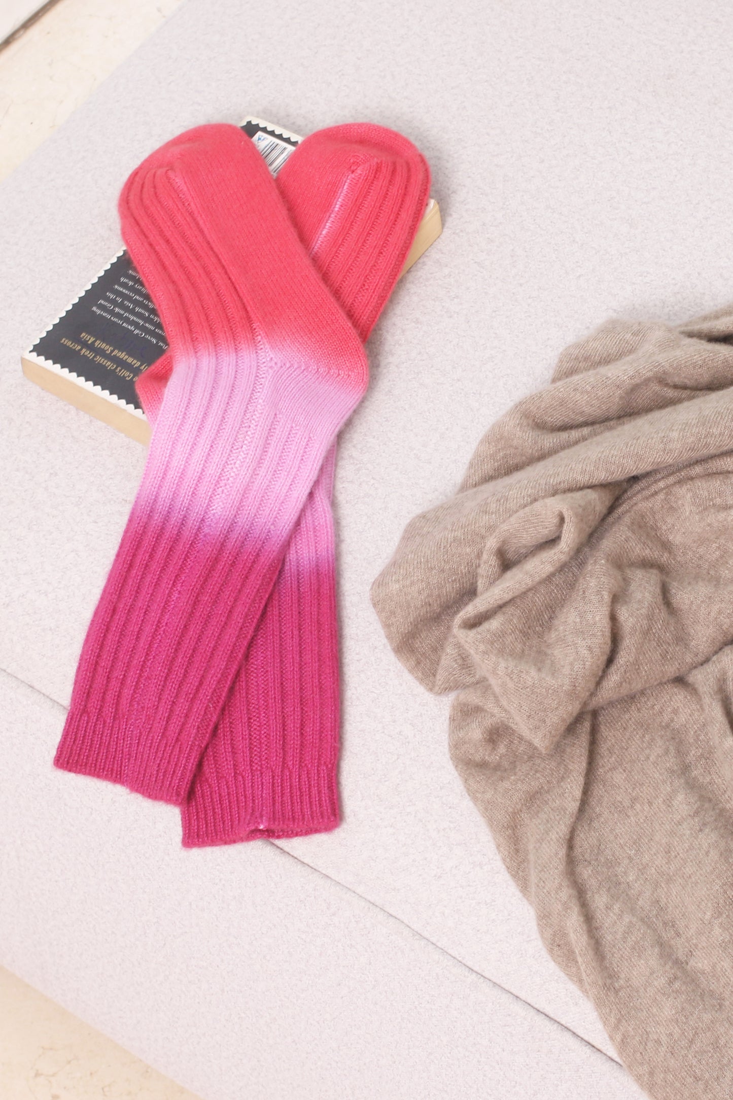 Pink_Purple_Dip_Dyed_Socks_4-_Paashma_Women_s