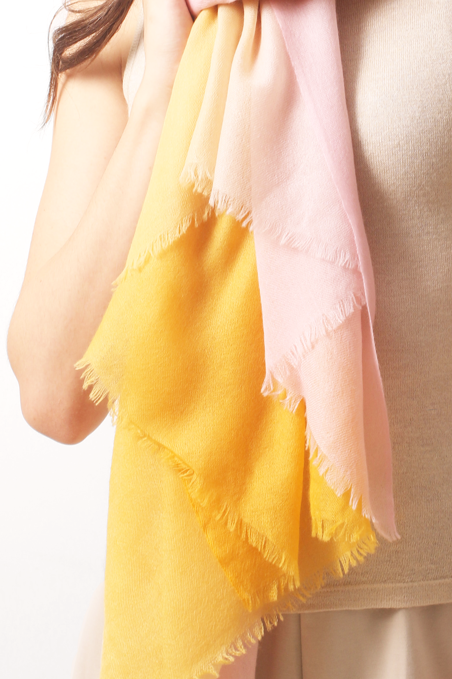 Cherry Wood Ombre Diamond Cashmere Scarf