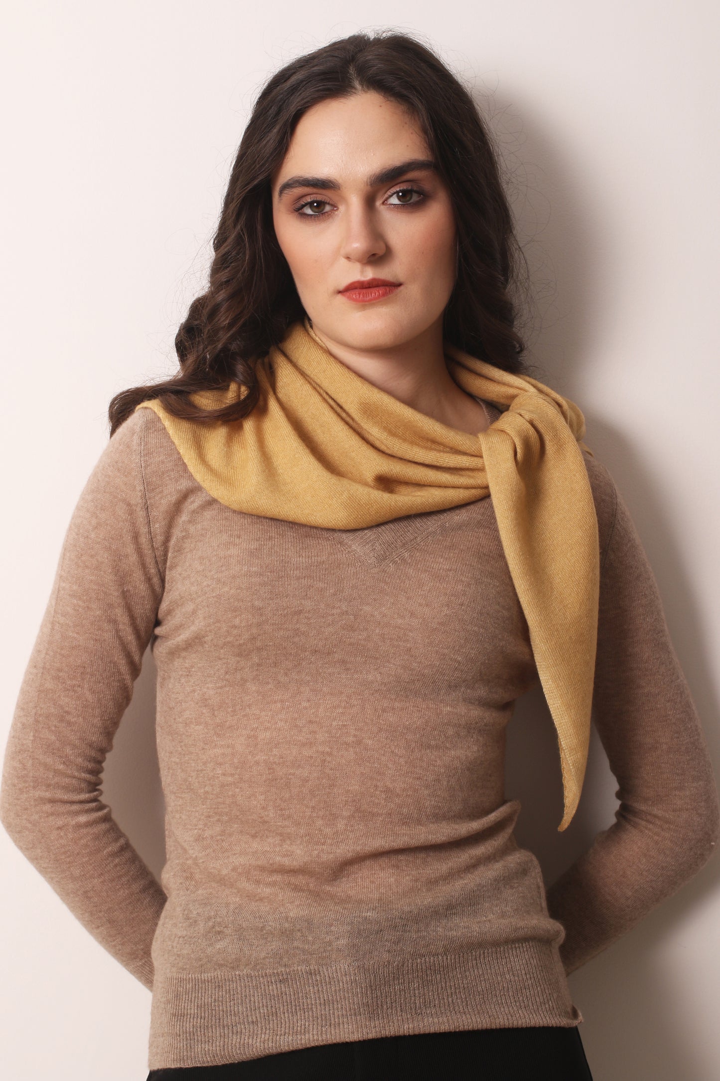 Wildland Beige triangular cashmere scarf
