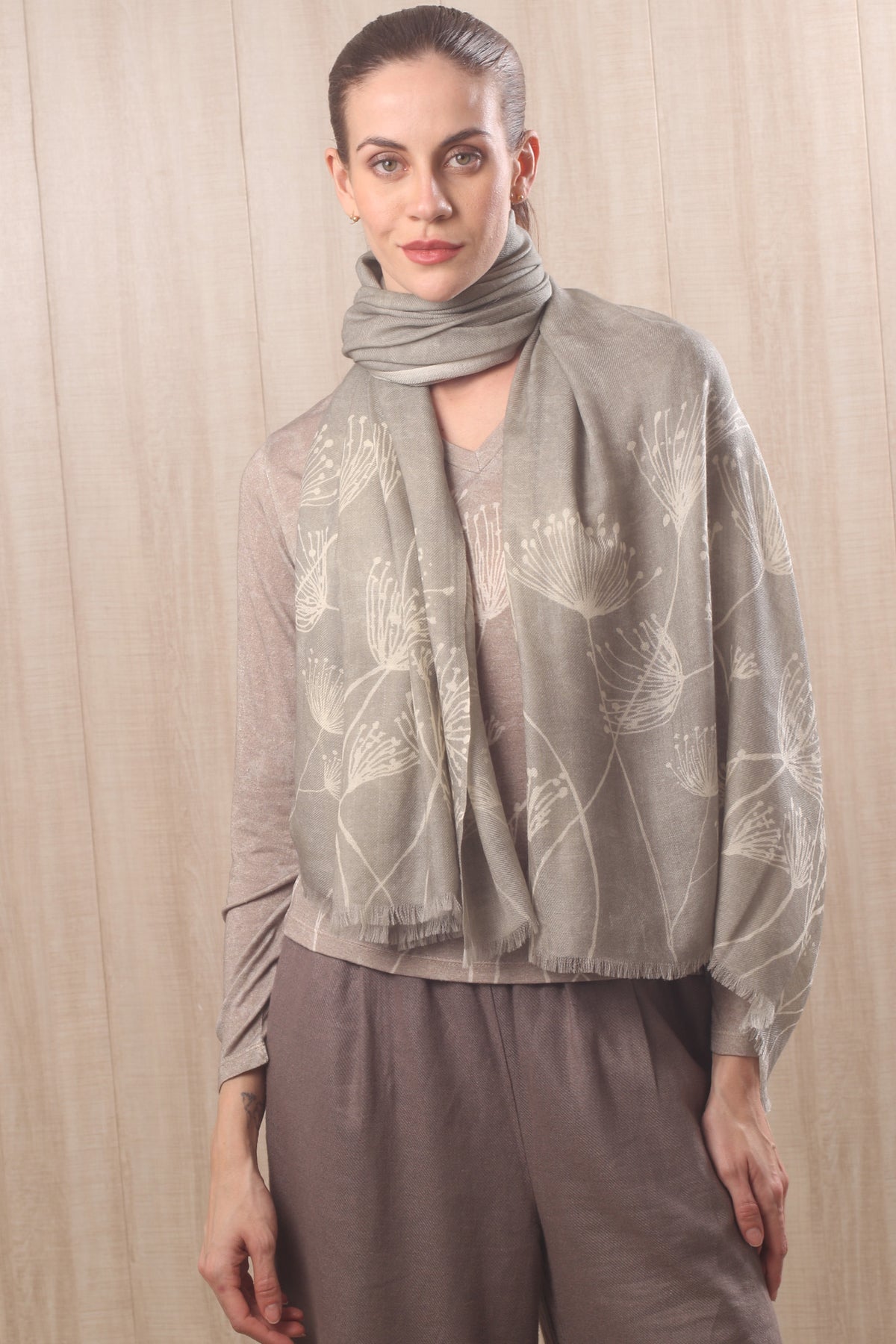 wool cashmere taupe & ivory dandelion scarf