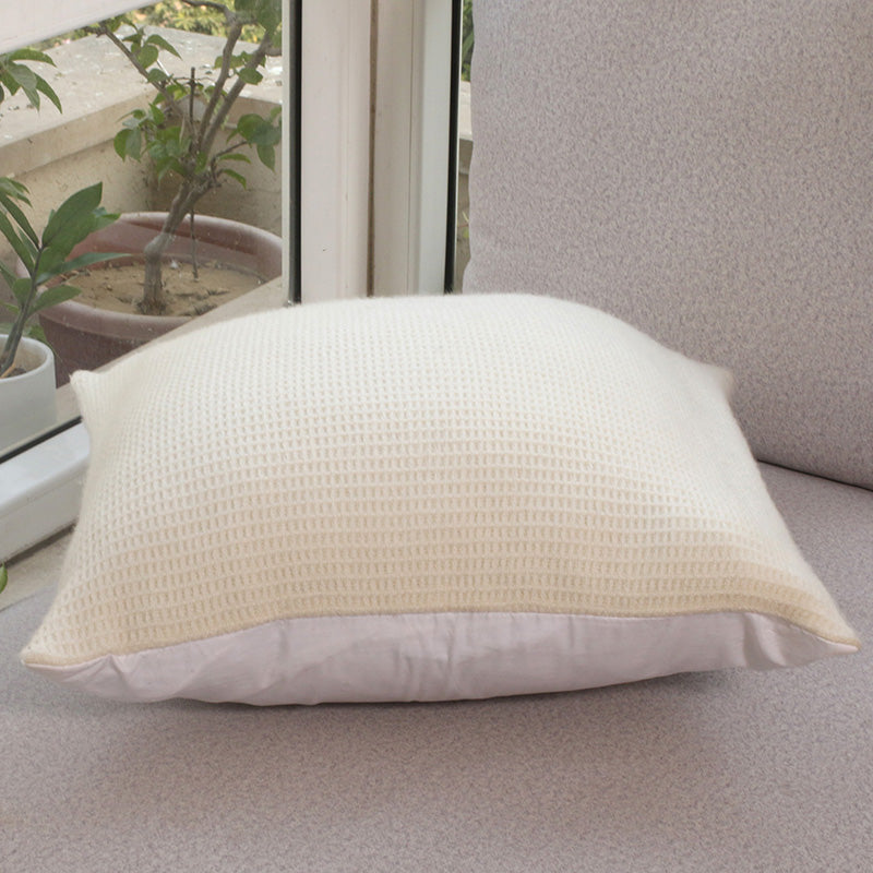 Waffle Wool Cushion : Leo