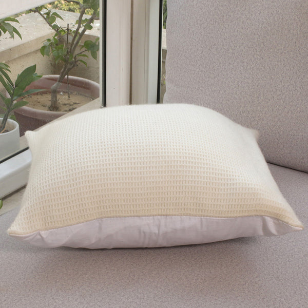 Waffle Wool Cushion : Leo
