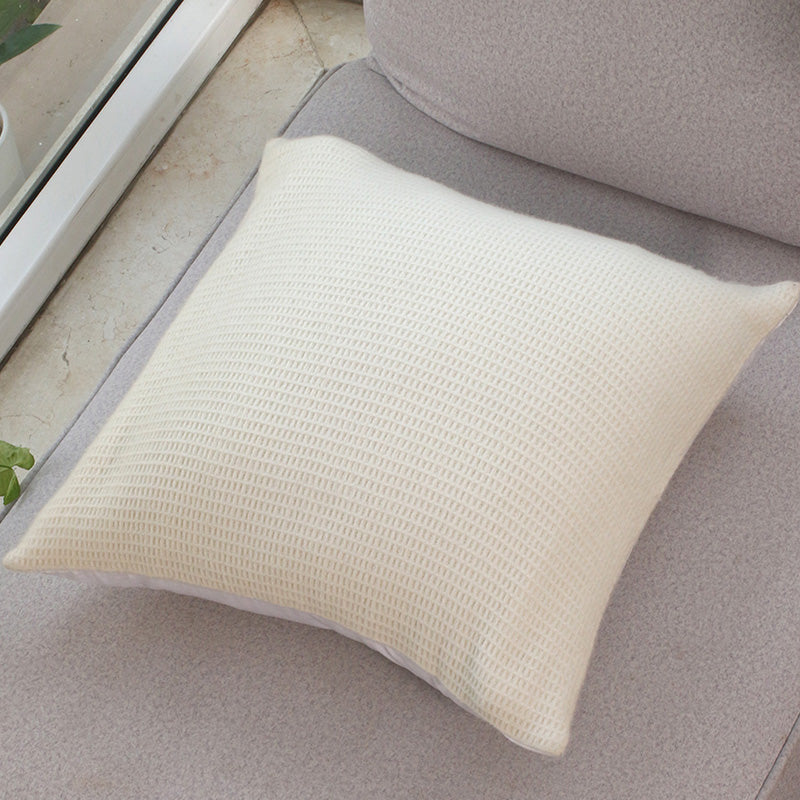 Waffle Wool Cushion : Leo