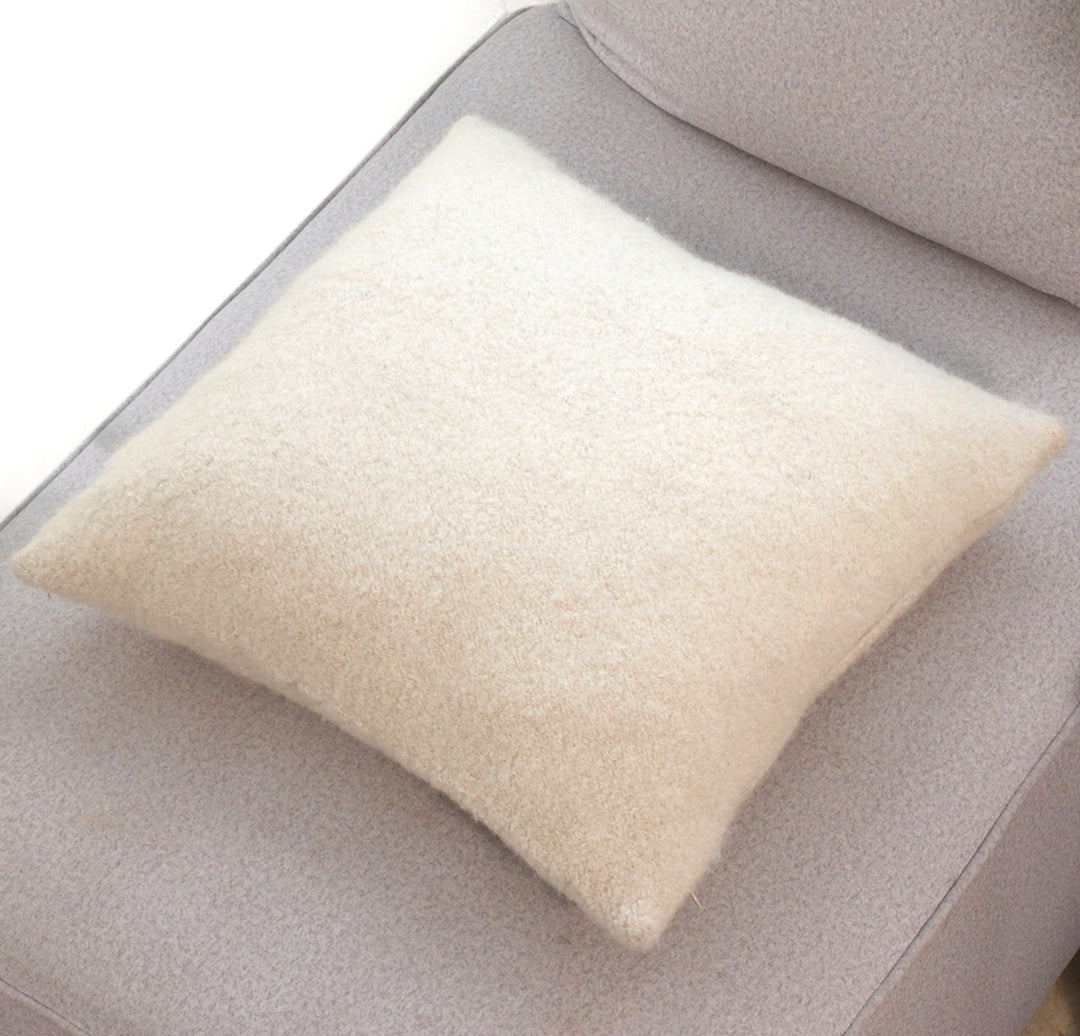 Alpaca Boucle Cushion : Albert