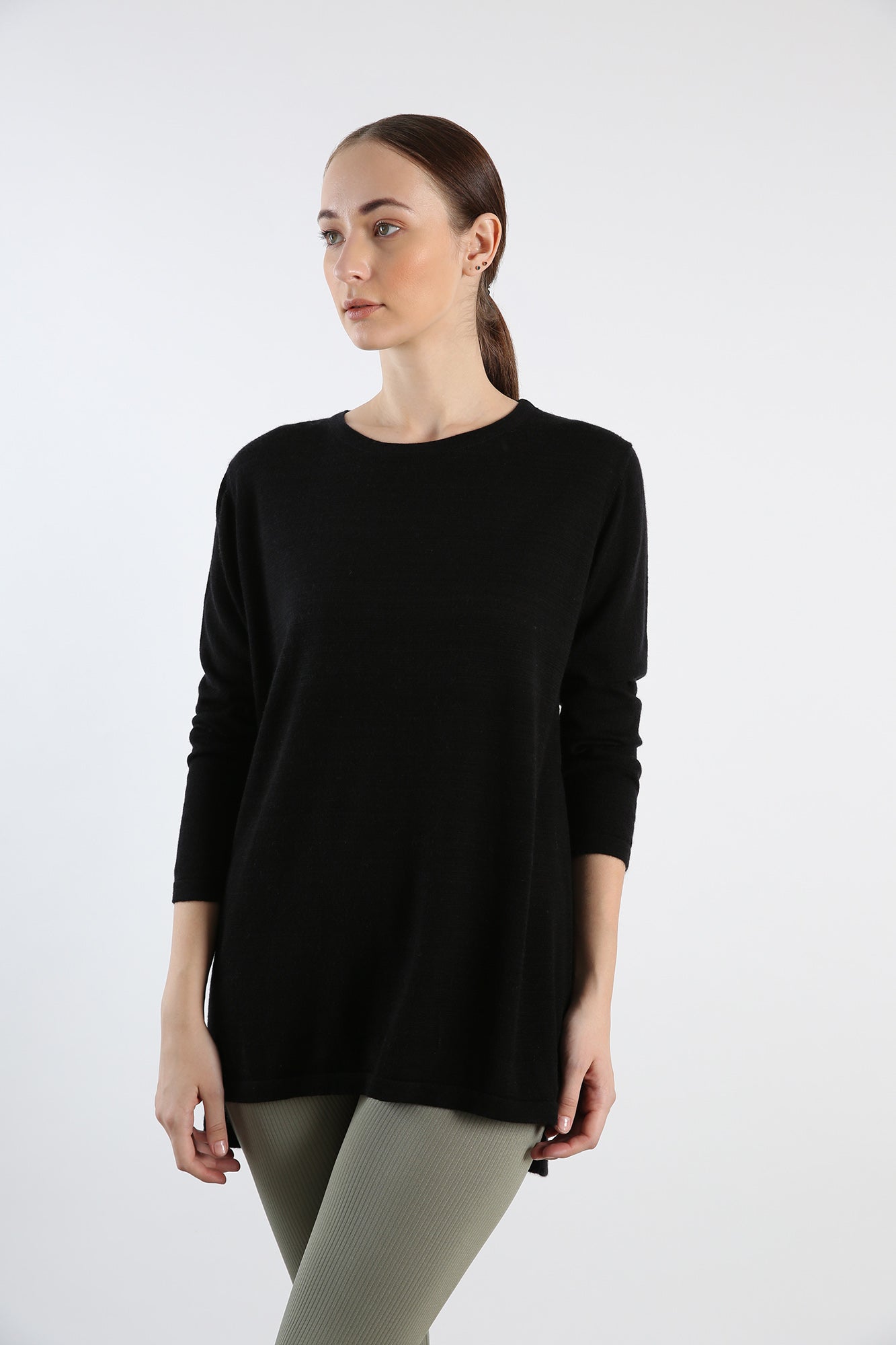 Black Boat Neck Winter Cashmere Sweater